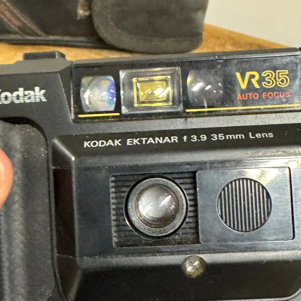 Kodak VR35 K80 35mm Film Camera Ektanar f/3.9 Lens Auto Focus Flash Case Vintage